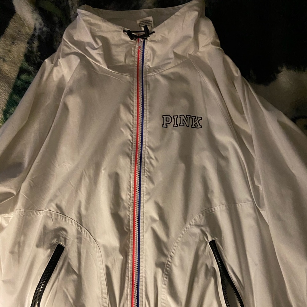Wind breaker